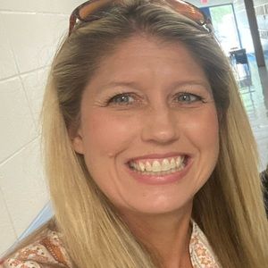 Meet your Posher, Kasie